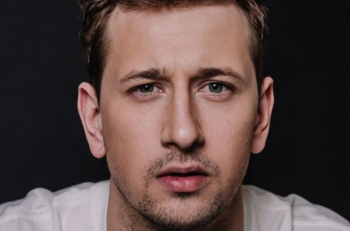 Сегодня День Рождения отмечает артист "Et Cetera" Евгений Шевченко