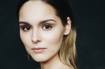 Сегодня День Рождения отмечает актриса "Et Cetera" - Александра Белоглазова