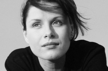 Сегодня День Рождения отмечает засл.арт.РФ Мария Скосырева