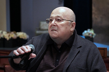 Сегодня Александр Калягин встретился с труппой театра