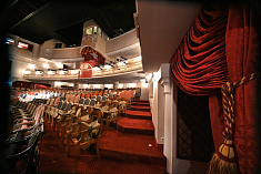 /news/10-iyulya-my-zakryvaem-32-y-teatralnyy-sezon/