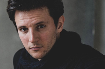 Сегодня День Рождения отмечает актер "Et Cetera" - Кирилл Щербина