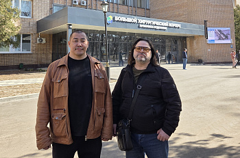 Артисты Амаду Мамадаков и Грант Каграманян посетили Главный военный клинический госпиталь имени Н.Н.Бурденко