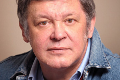 /mobile/news/shest-let-nazad-ne-stalo-aktera-et-cetera-petra-smidovicha/