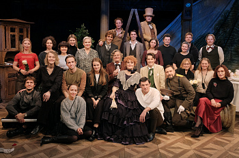 Вчера состоялась премьера спектакля "Завтрак у предводителя"