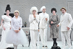 /news/segodnya-my-igraem-100-y-yubileynyy-spektakl-eto-tak-esli-vam-tak-kazhetsya-/