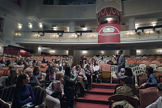 /news/vchera-my-proveli-noch-teatrov-v-et-cetera/