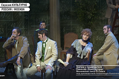 /news/mir-24-zavtrak-u-predvoditelya-v-teatre-et-cetera-premera-yuriya-butorina/