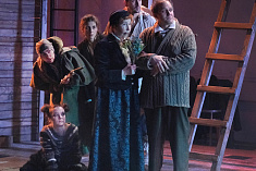 /news/zamena-spektaklya-starosvetskie-pomeshchiki-n-gogolya-6-sentyabrya-na-spektakl-vash-chekhov-a-artamo/