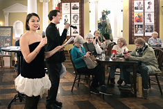 /mobile/news/prednovogodnyaya-lotereya-v-et-cetera/