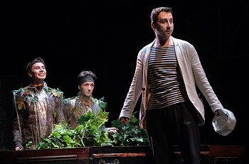 Фоторепортаж с юбилейного показа спектакля "Лодочник"