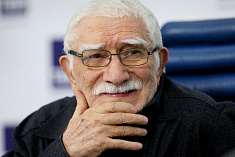 /news/ne-stalo-narodnogo-artista-sssr-armena-dzhigarkhanyana/