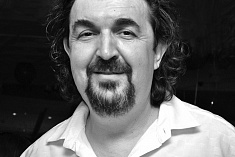 /mobile/news/pamyati-zasl-art-rf-igorya-zolotovitskogo/